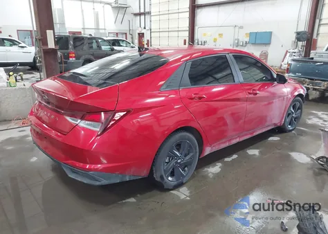 2022 Hyundai Elantra Sel z USA, uszkodzony, nr VIN 5NPLS4AG3NH082973